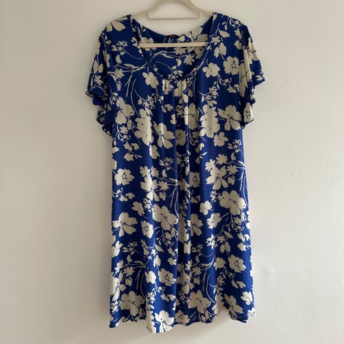 Etuikleid blumen 22 - f&f,